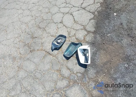 2012 Mercedes-Benz S 550 z USA, uszkodzony, nr VIN WDDNG7DB4CA423383